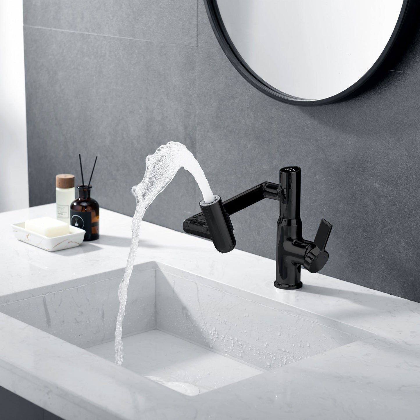 2025 Latest Smart Modern Rotatable Single-Hole Bathroom Faucet with Temperature Display - Showerprolux