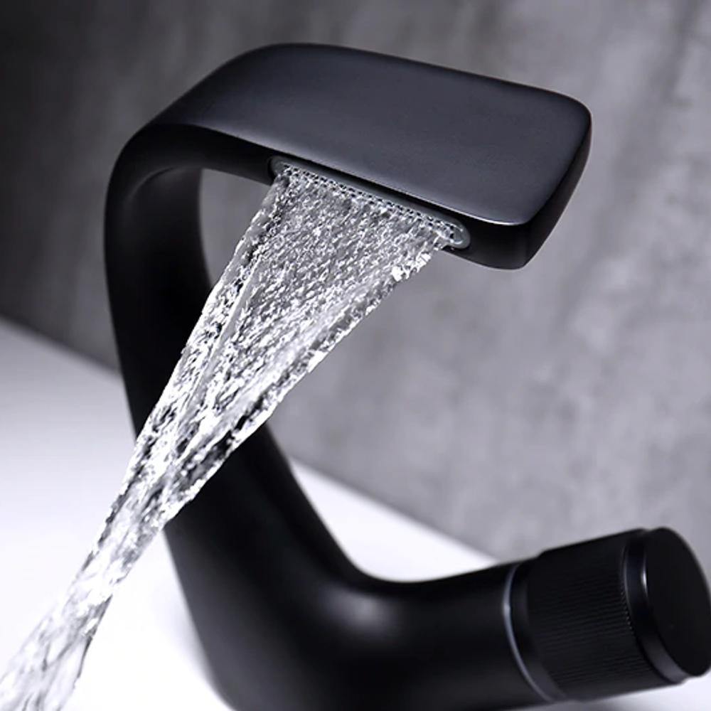 Modern Design Waterfall Single Hole Faucet