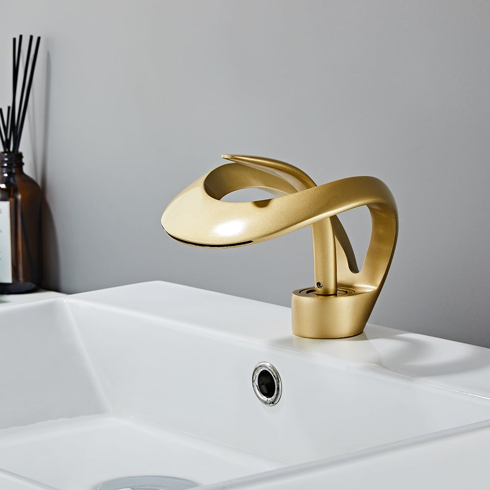 Modern Elegant Waterfall Bathroom Sink Faucet Single Handle